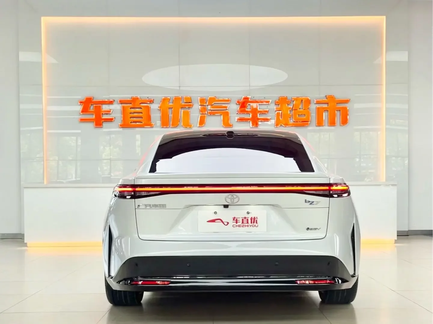 Toyota Platinum 7