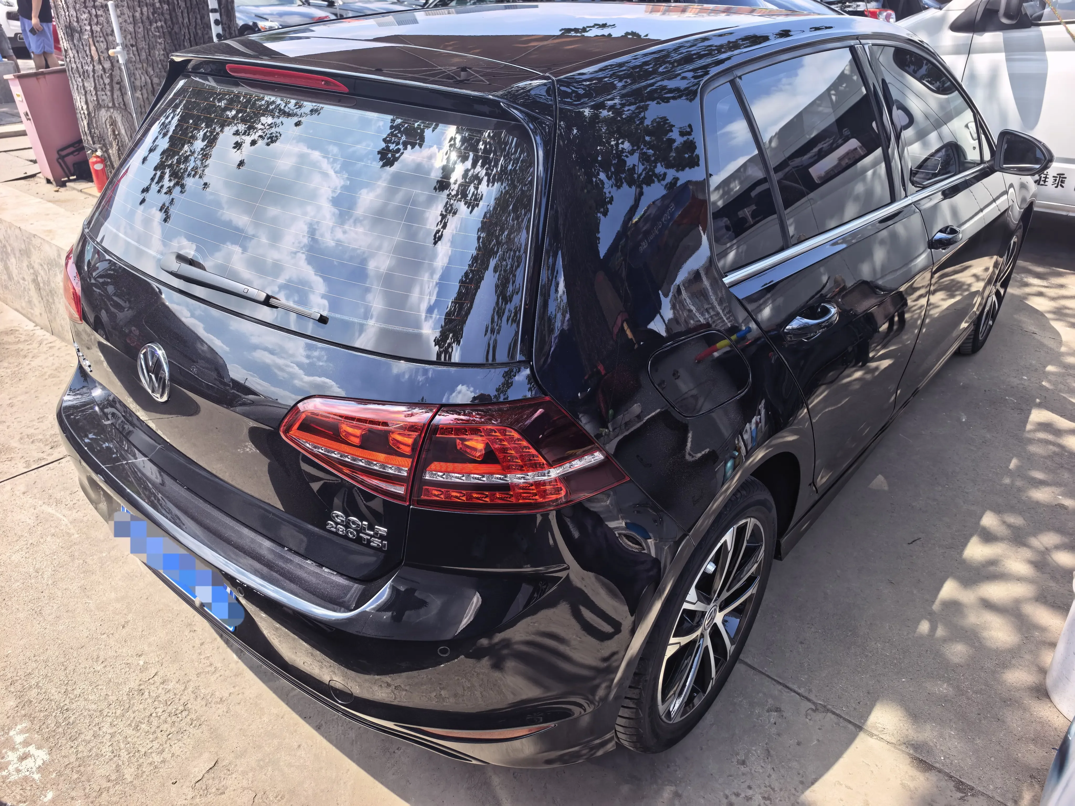 Volkswagen golf