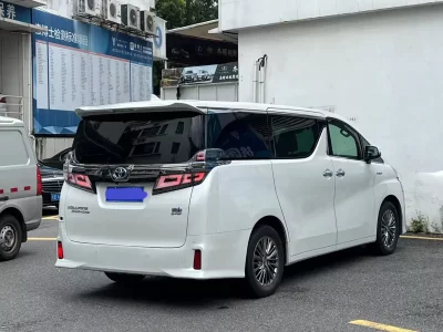 Toyota Crown Wellfire