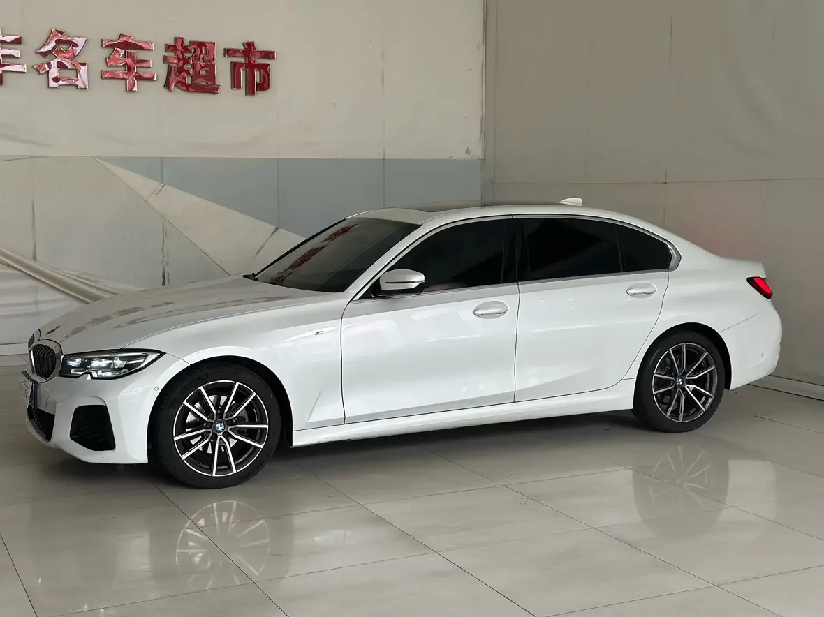 BMW 3-SERIES