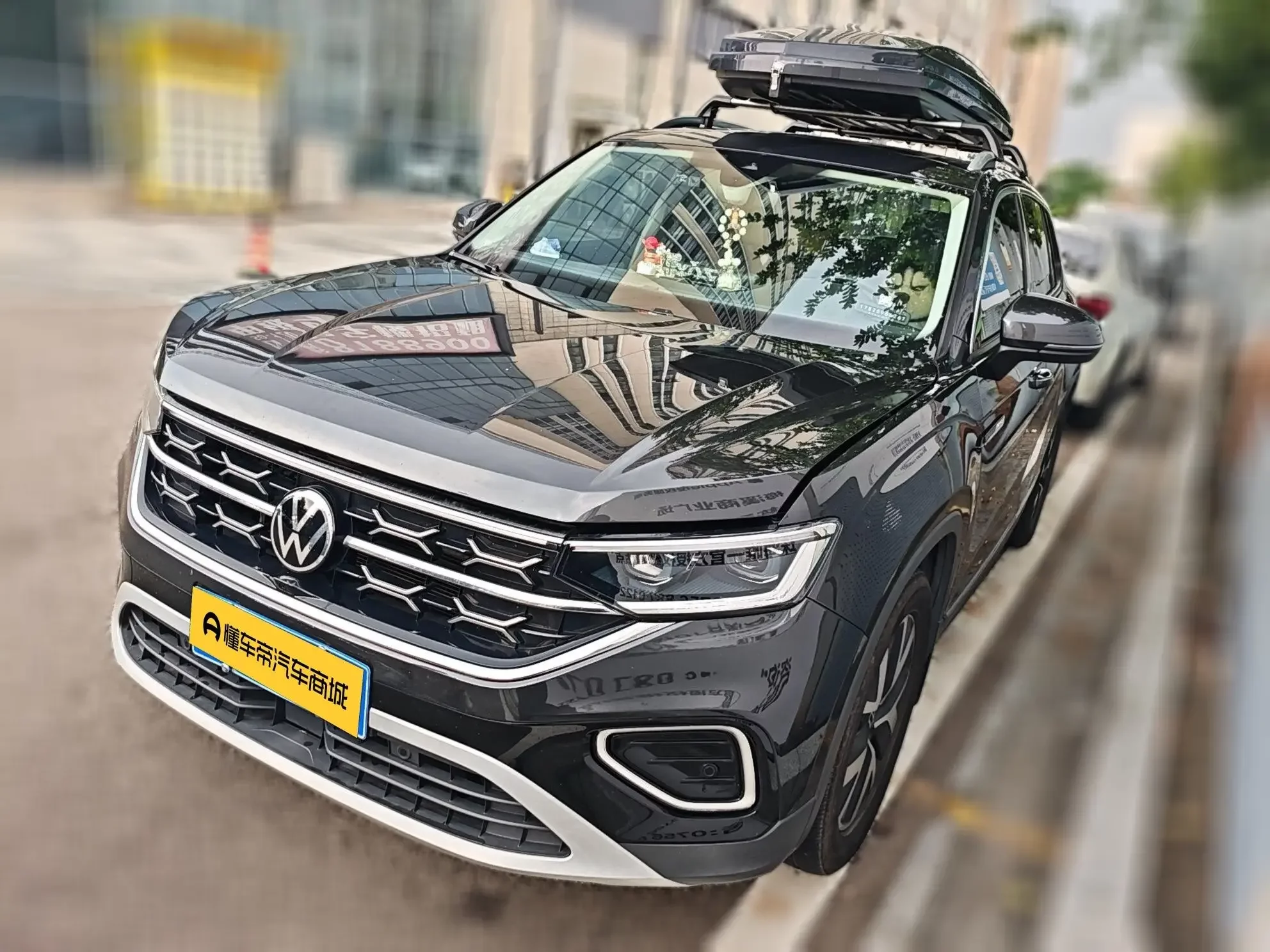 VOLKSWAGEN TAYRON