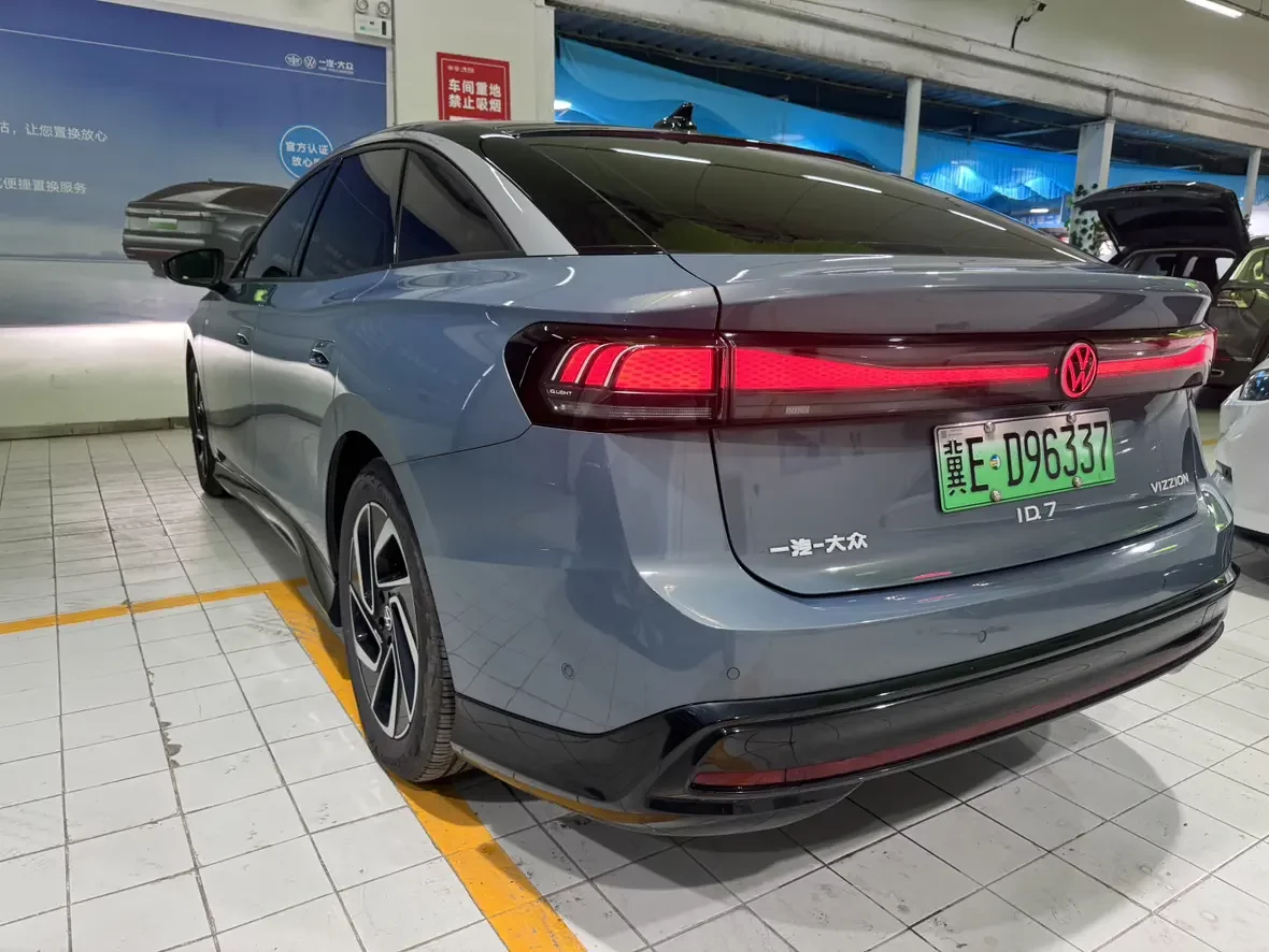 Volkswagen ID.7 VIZZION