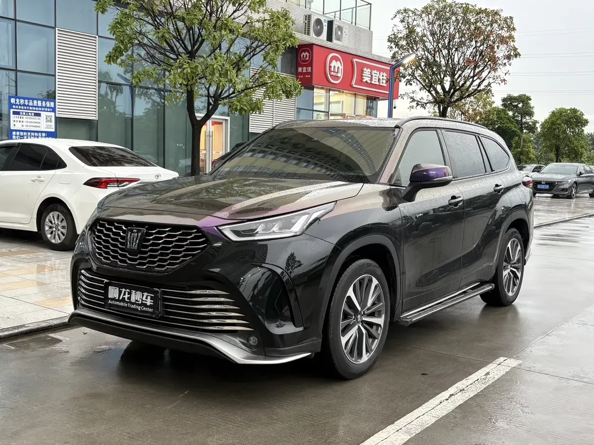Toyota Crown Kluger