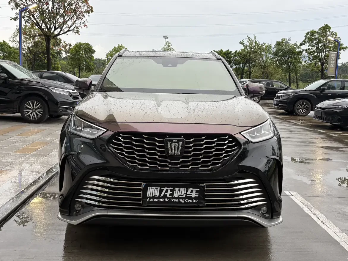 Toyota Crown Kluger