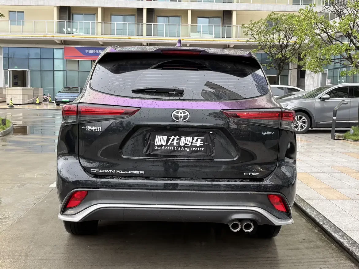 Toyota Crown Kluger