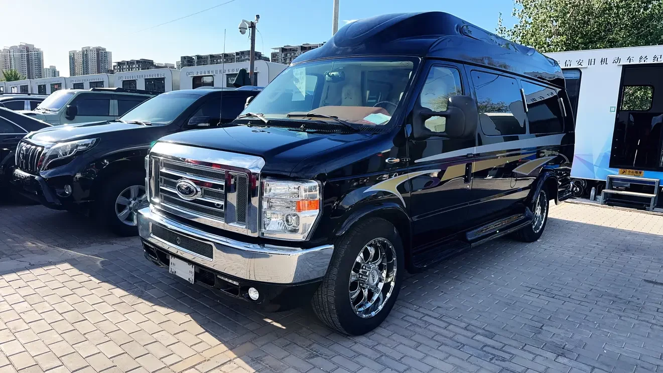 Ford E350