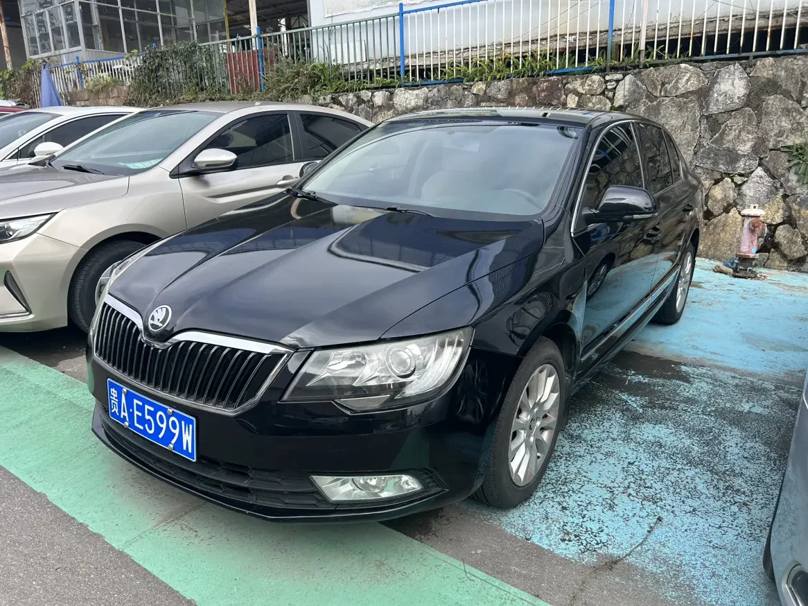 Skoda SuperB
