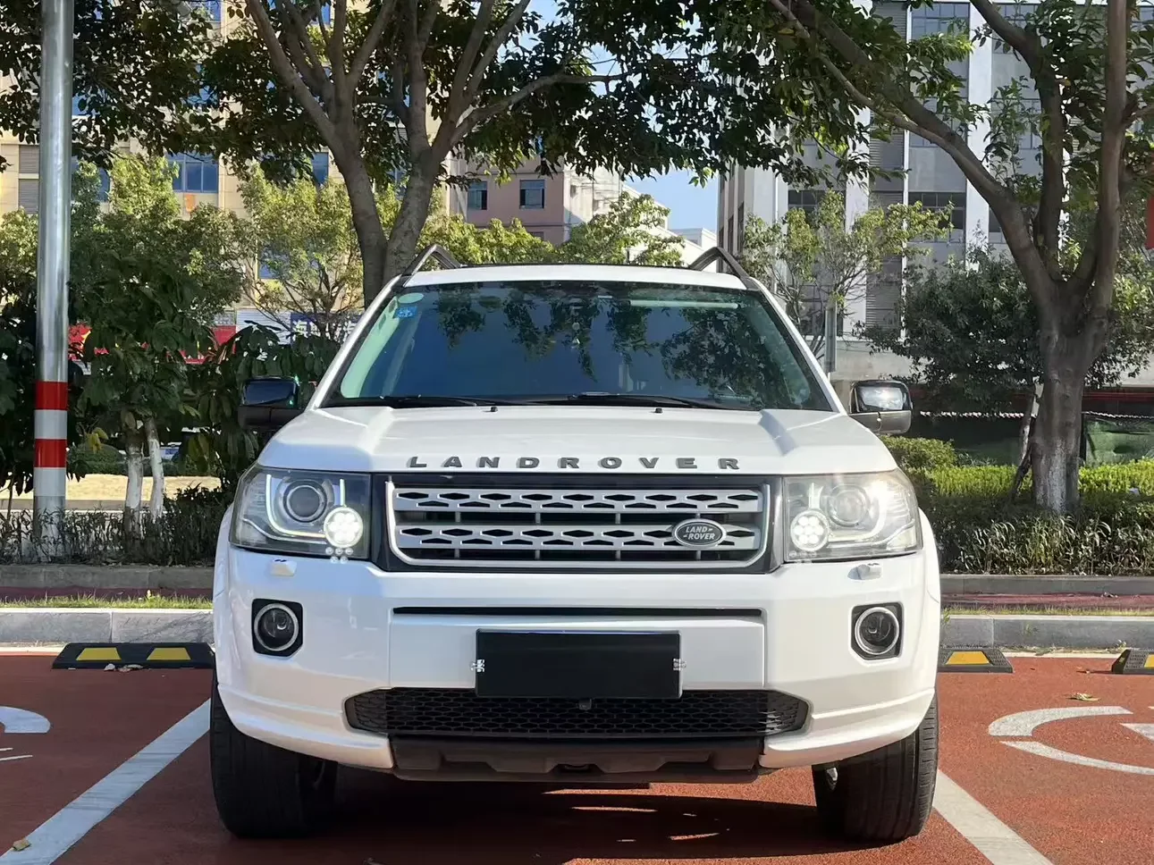 Land Rover Freelander 2