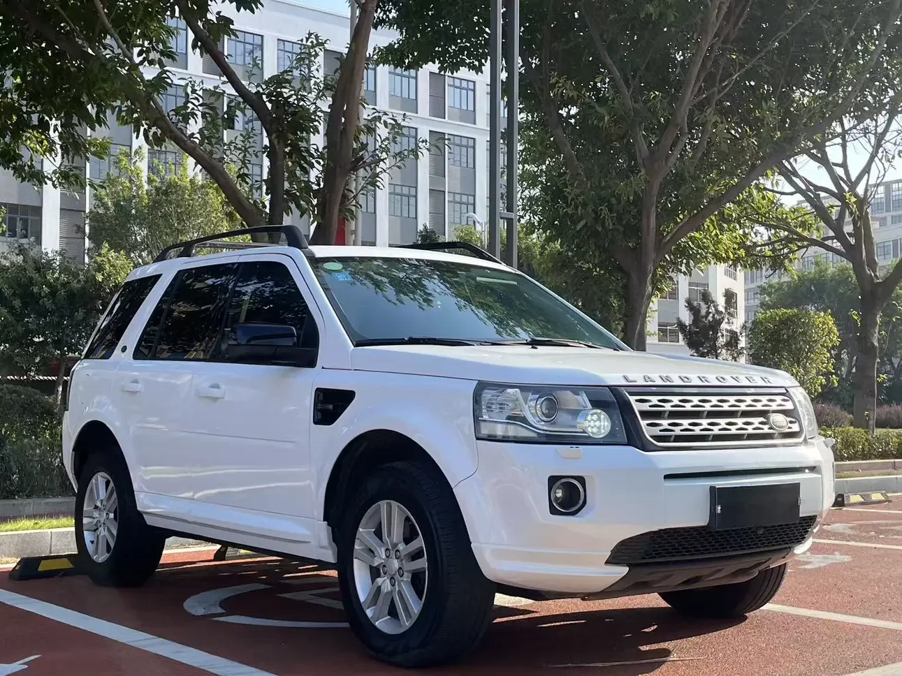 Land Rover Freelander 2