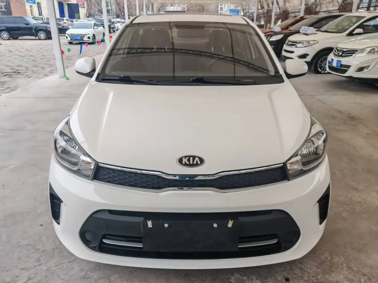 Kia Pegas (Huanchi)