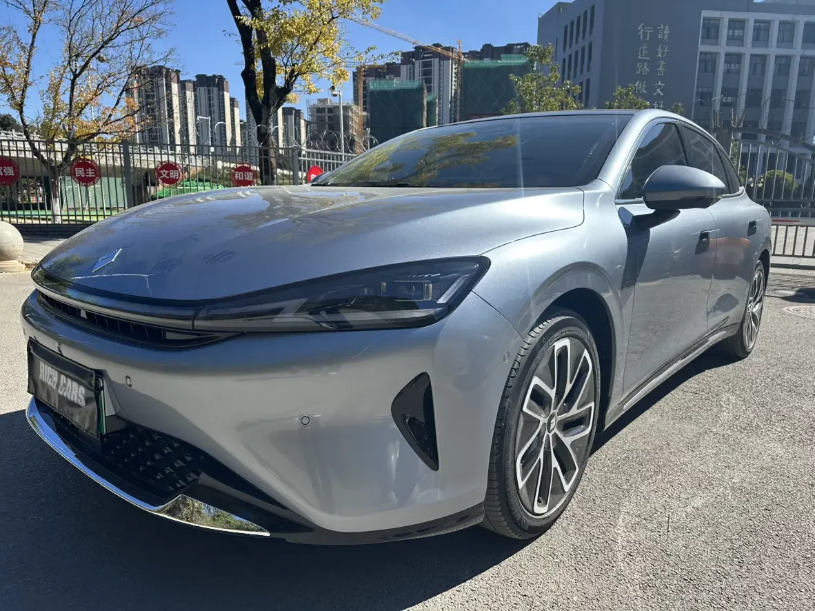 Baojun Enjoy PHEV