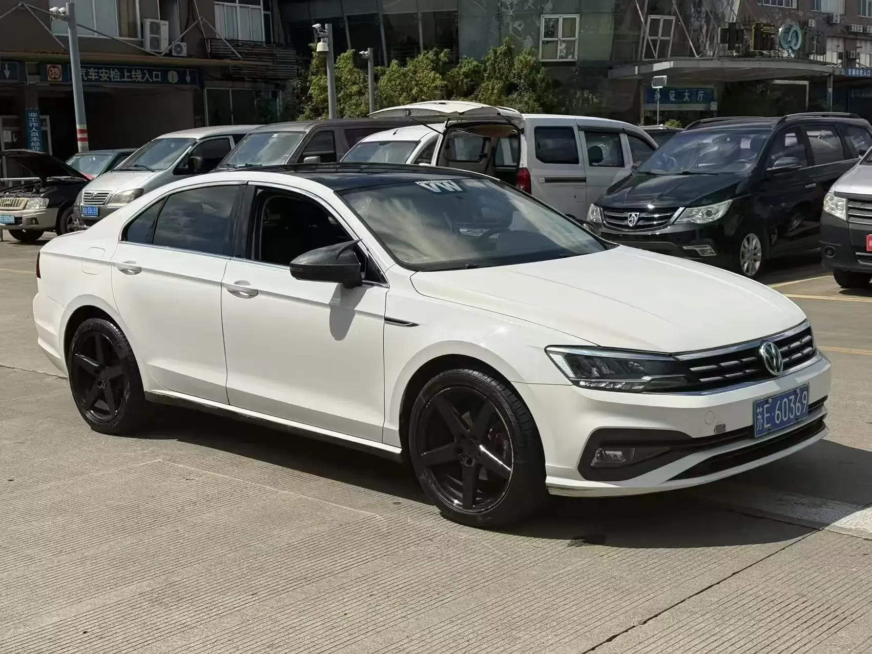 Volkswagen Lamando (Lingdu)
