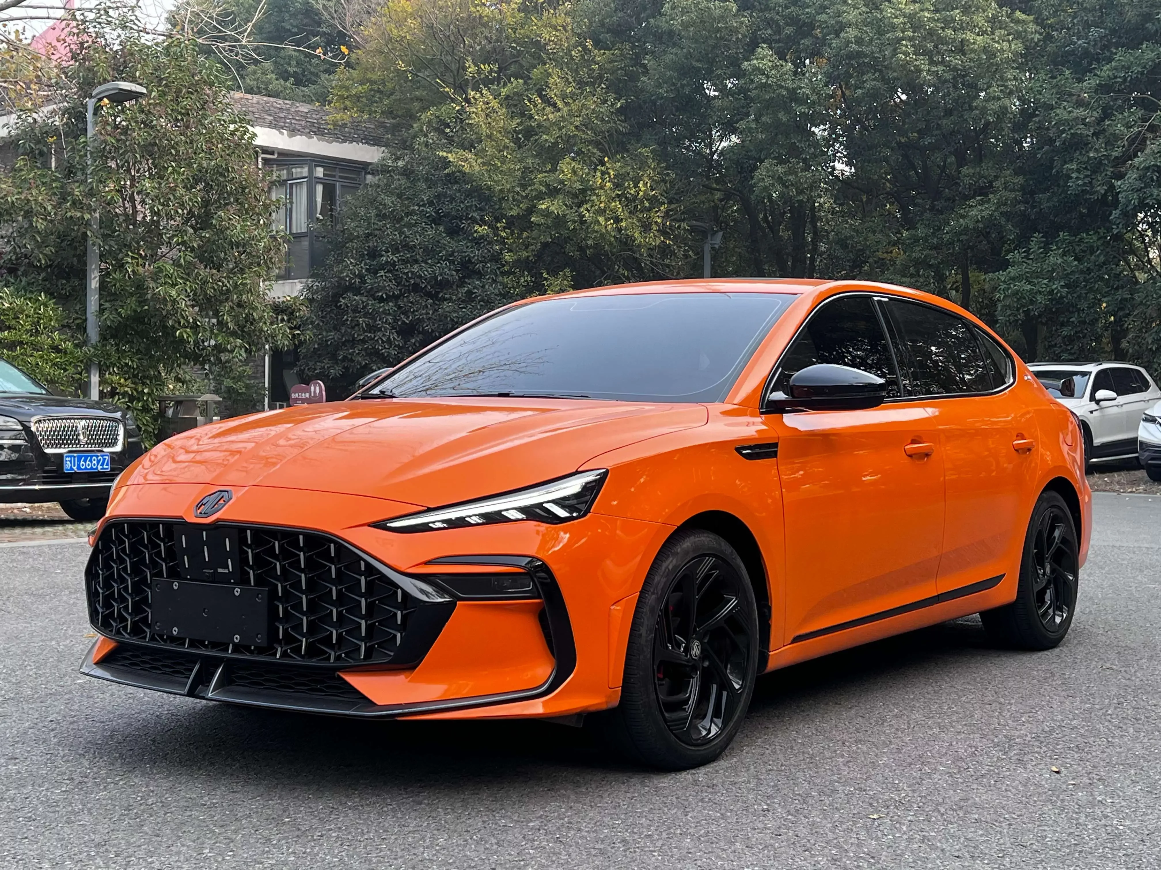 MG 6