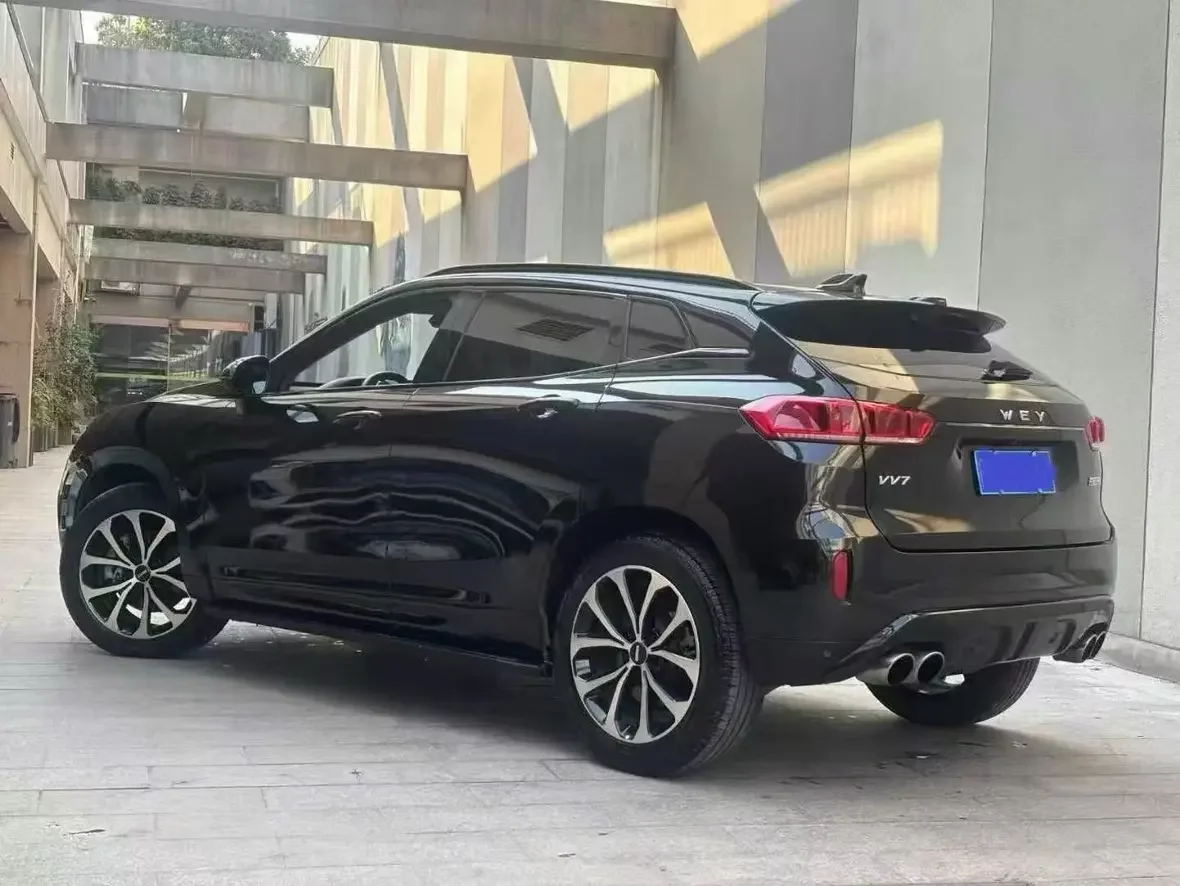 Wey Wei brand VV7
