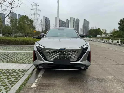 Oshan Changan Auchan Z6