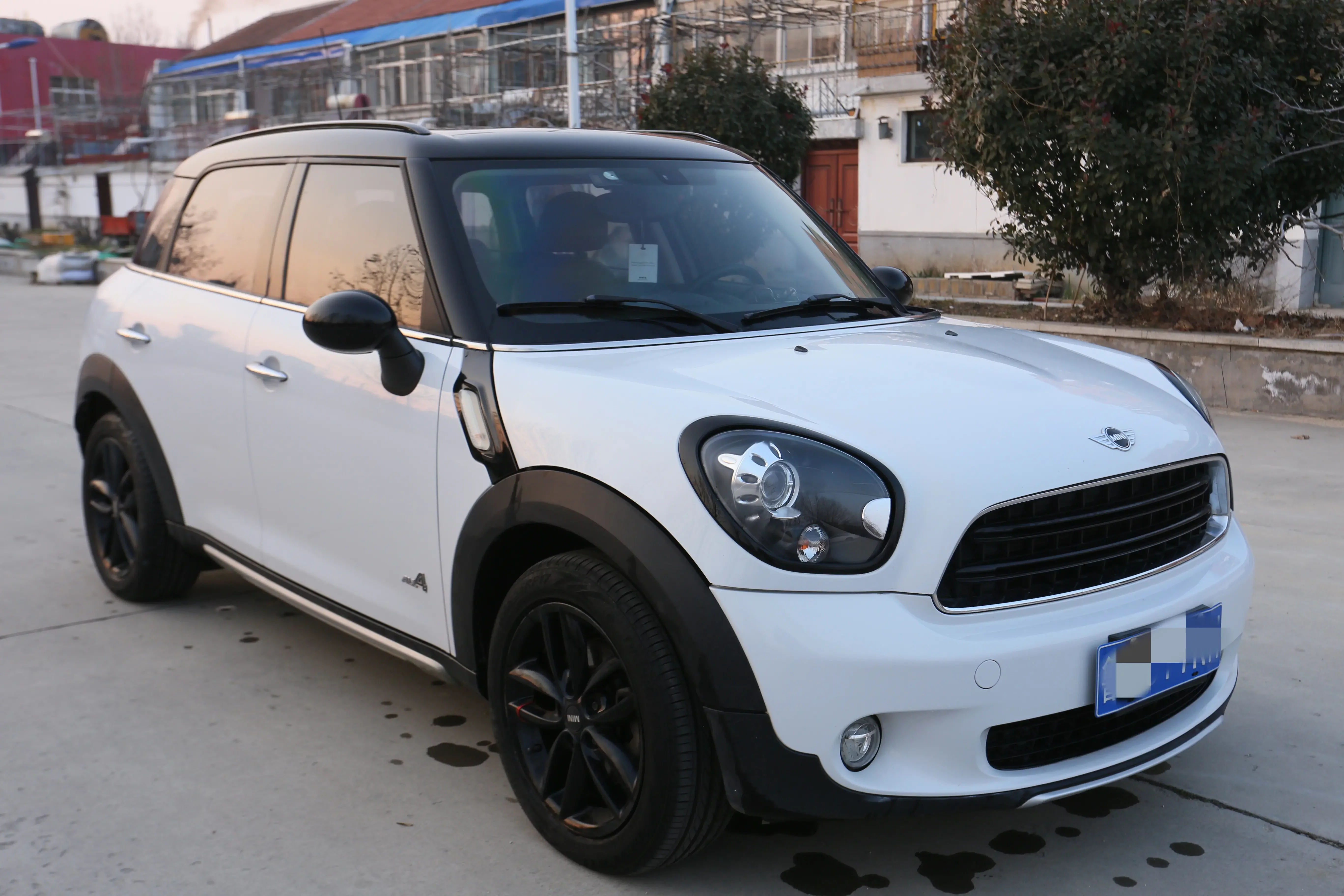 MINI COUNTRYMAN