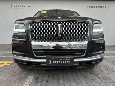 Lincoln Navigator