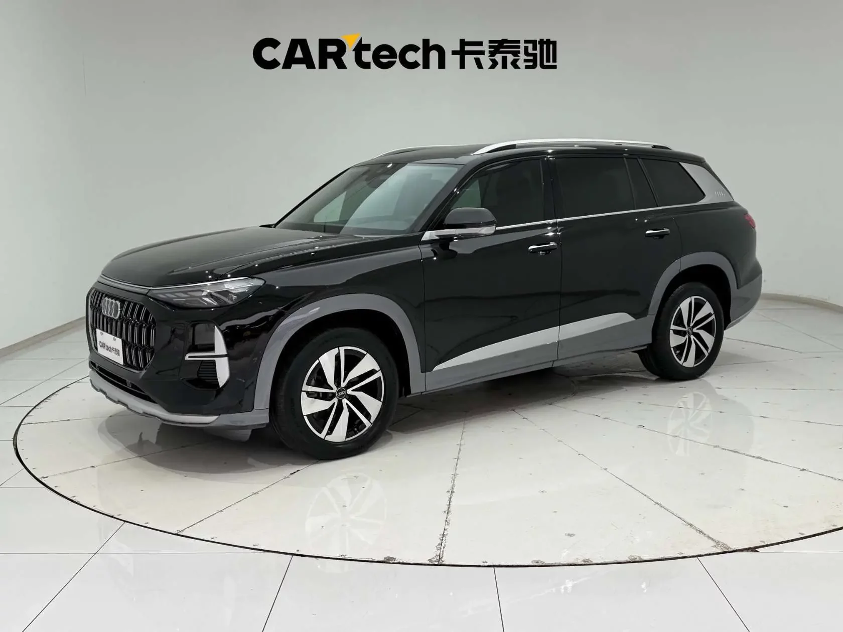 Audi Q6  из Китая