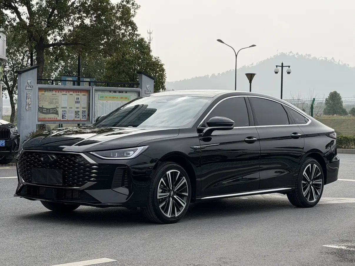 Chery Arrizo 8 PRO