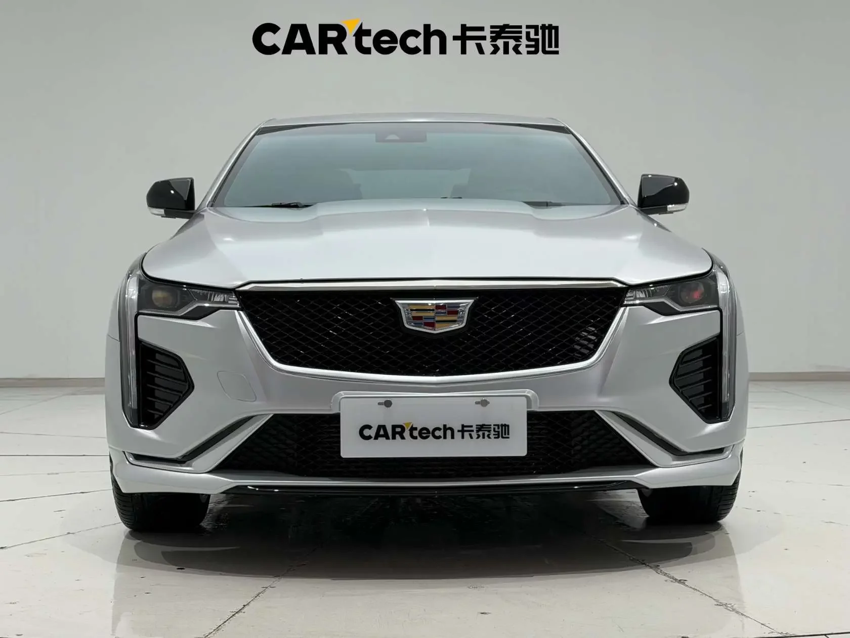 Cadillac CT4