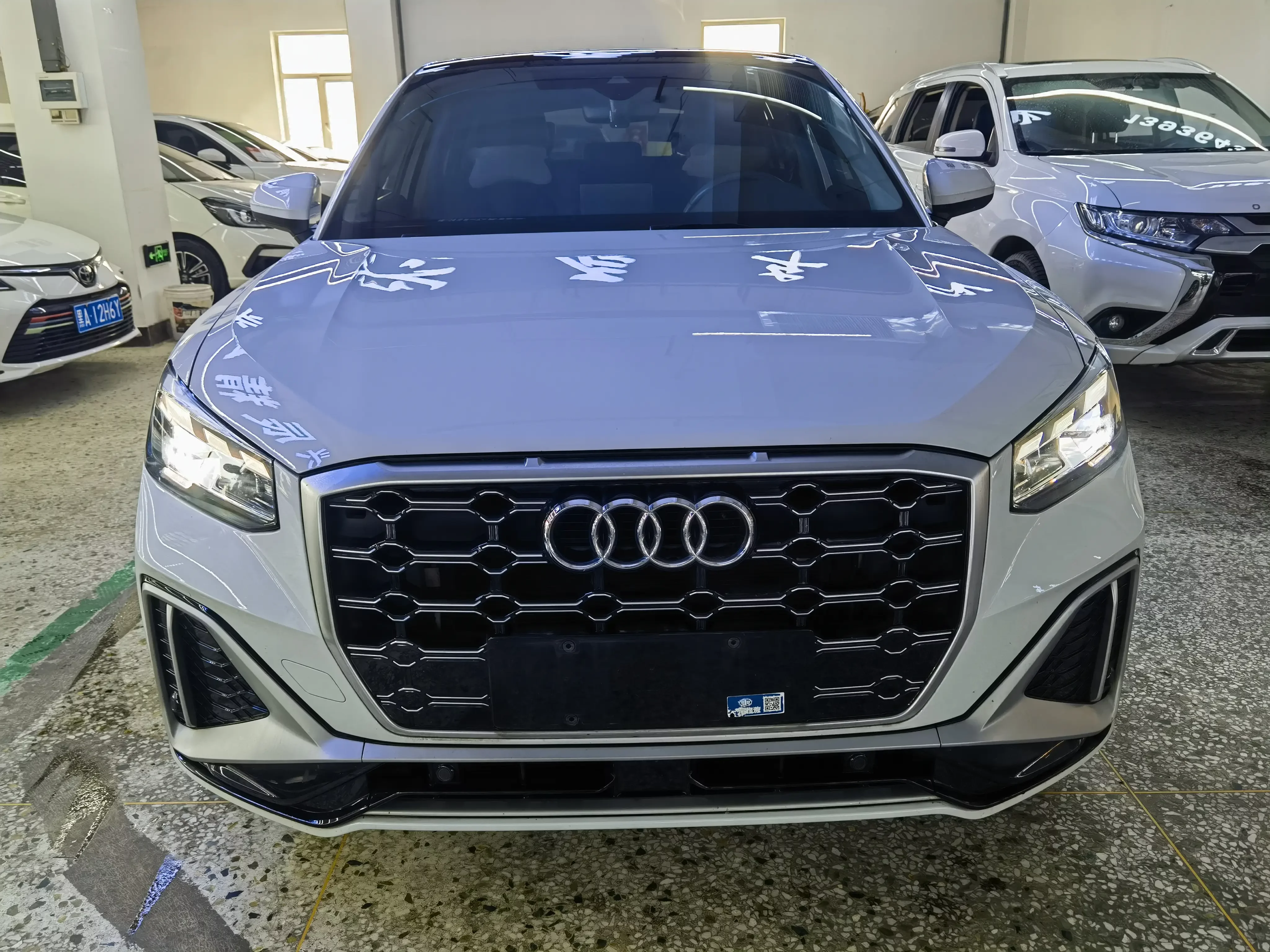 Audi Q2L