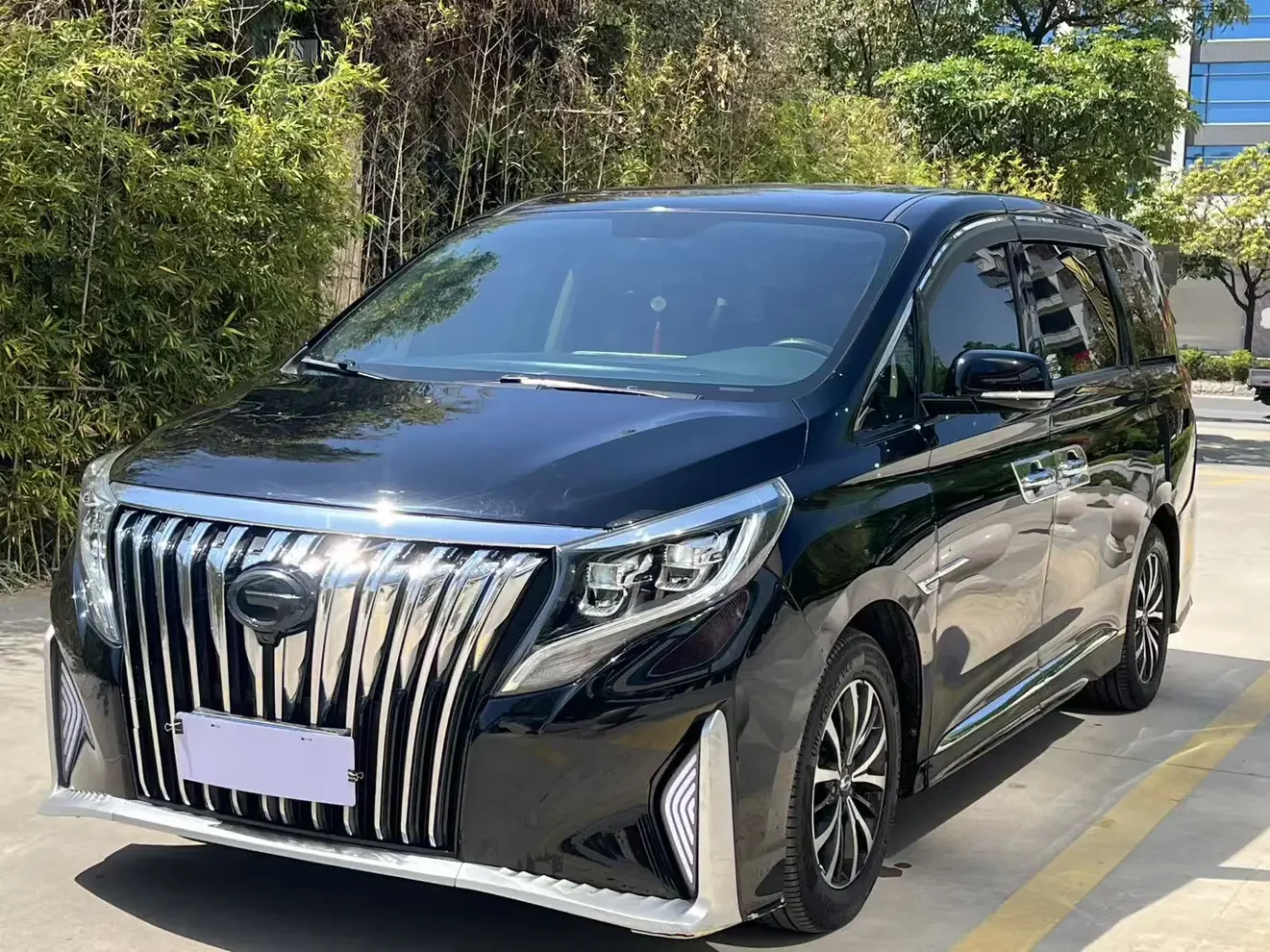 GAC Trumpchi M8