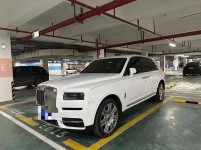 Rolls Royce Cullinan, 2018 — купить с доставкой из Китая