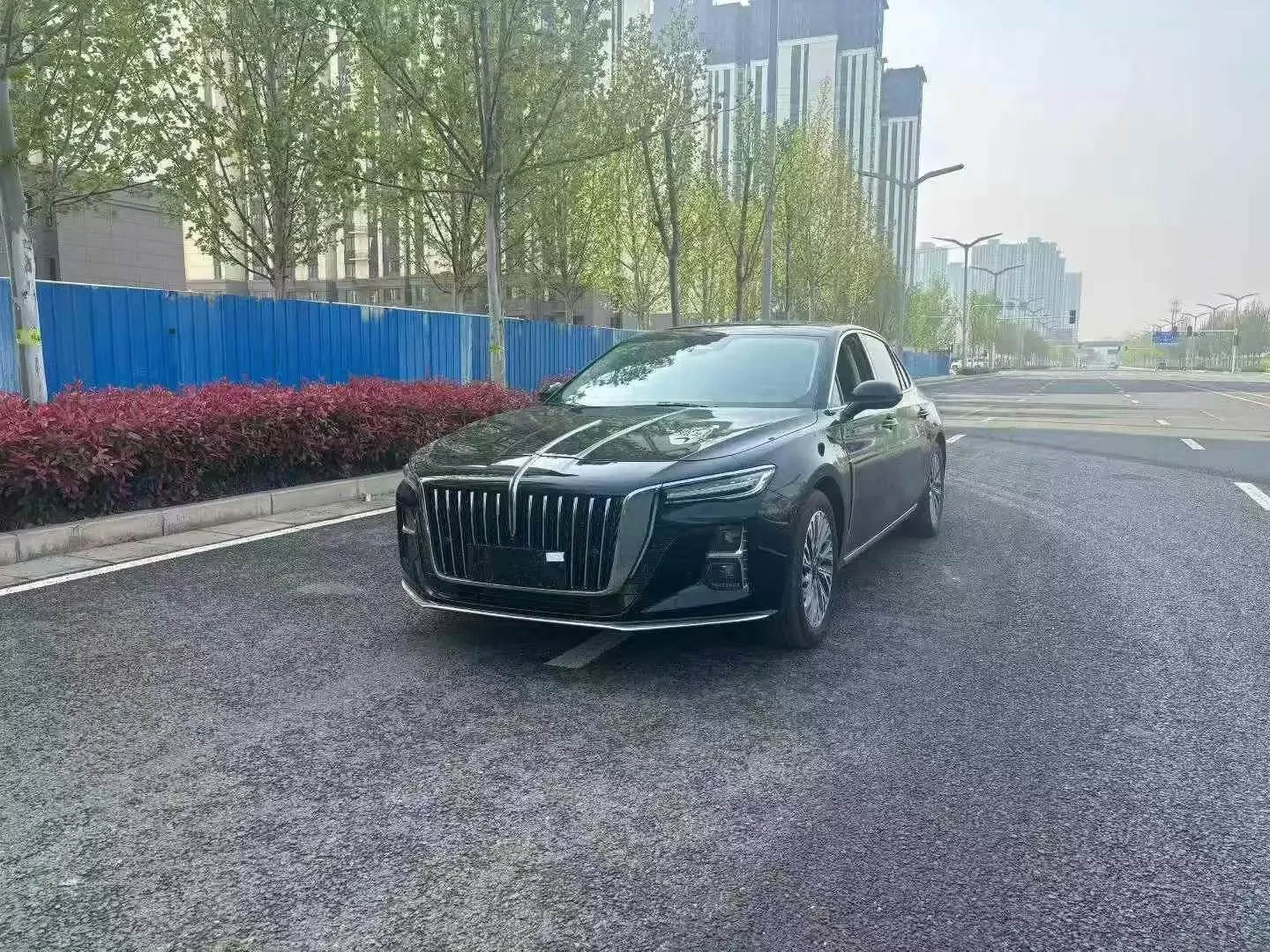 Hongqi H5
