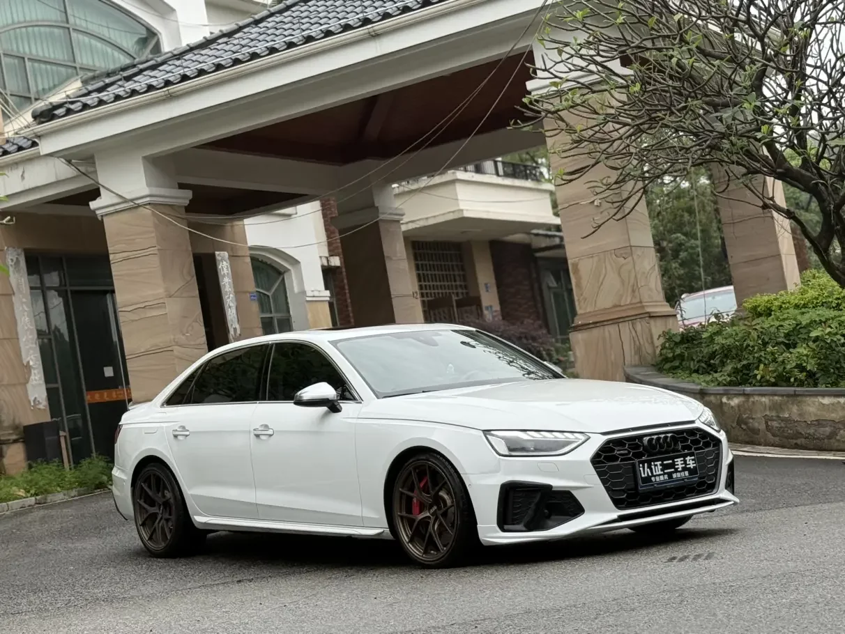 Audi A4L