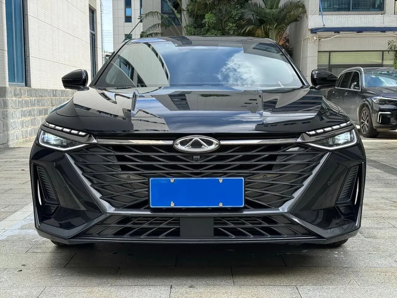 Chery Arrizo 8
