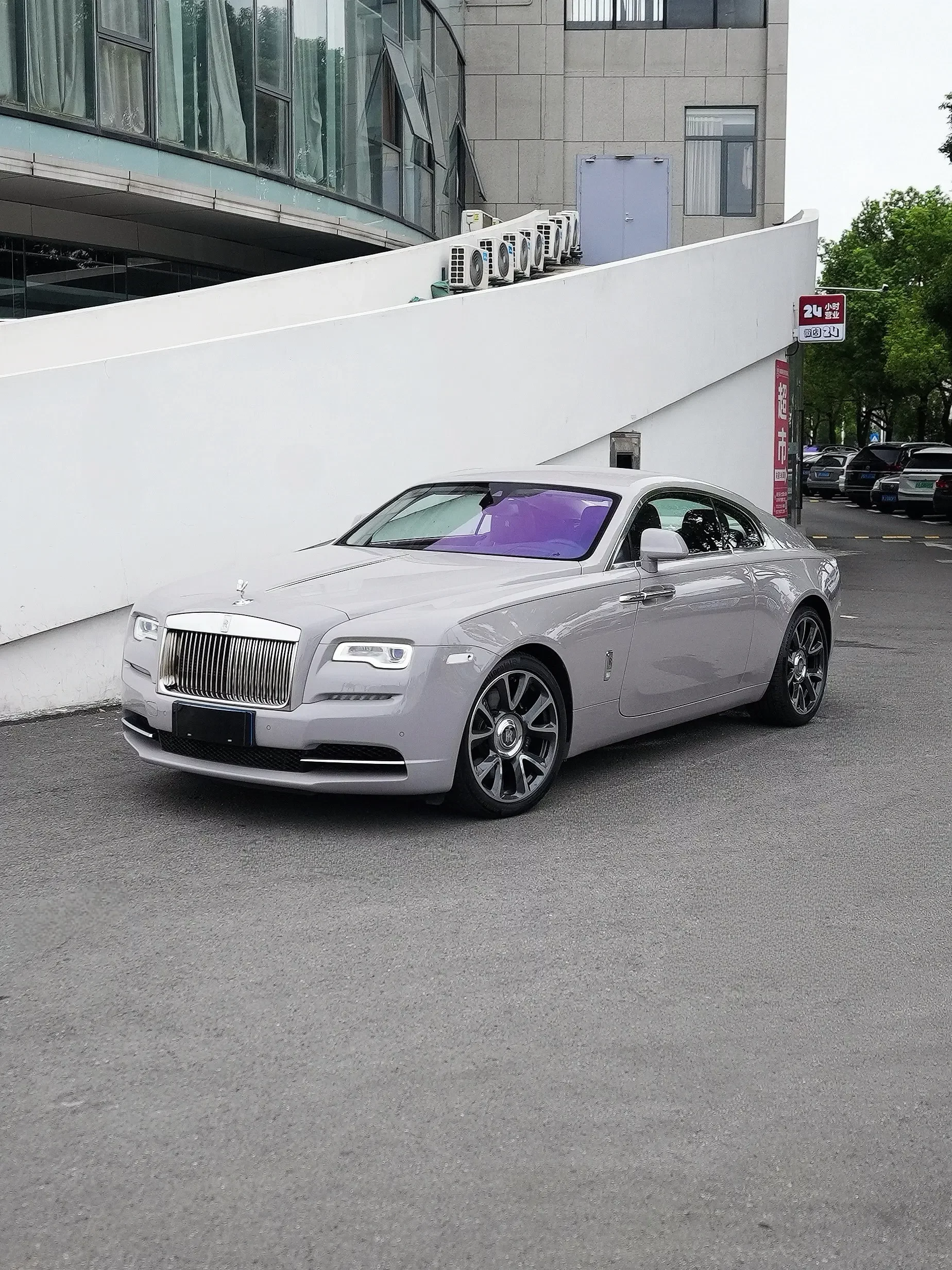 ROLLS ROYCE PHANTOM