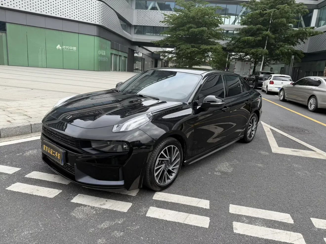 Lynk & Co 03