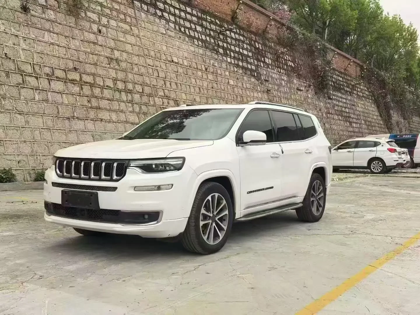 Jeep grand commander
