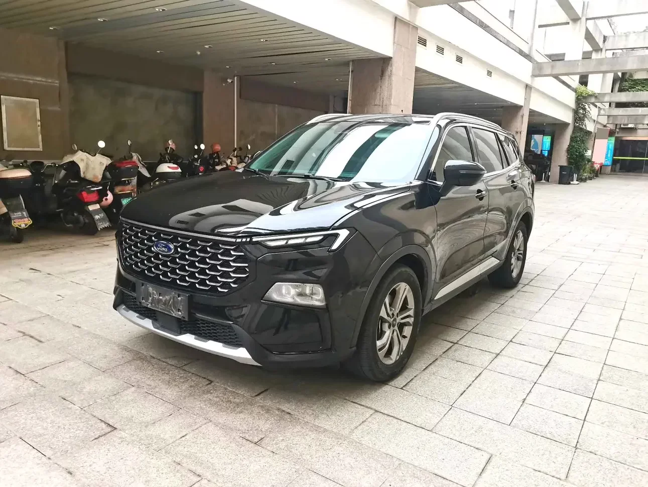 Ford Equator Sport