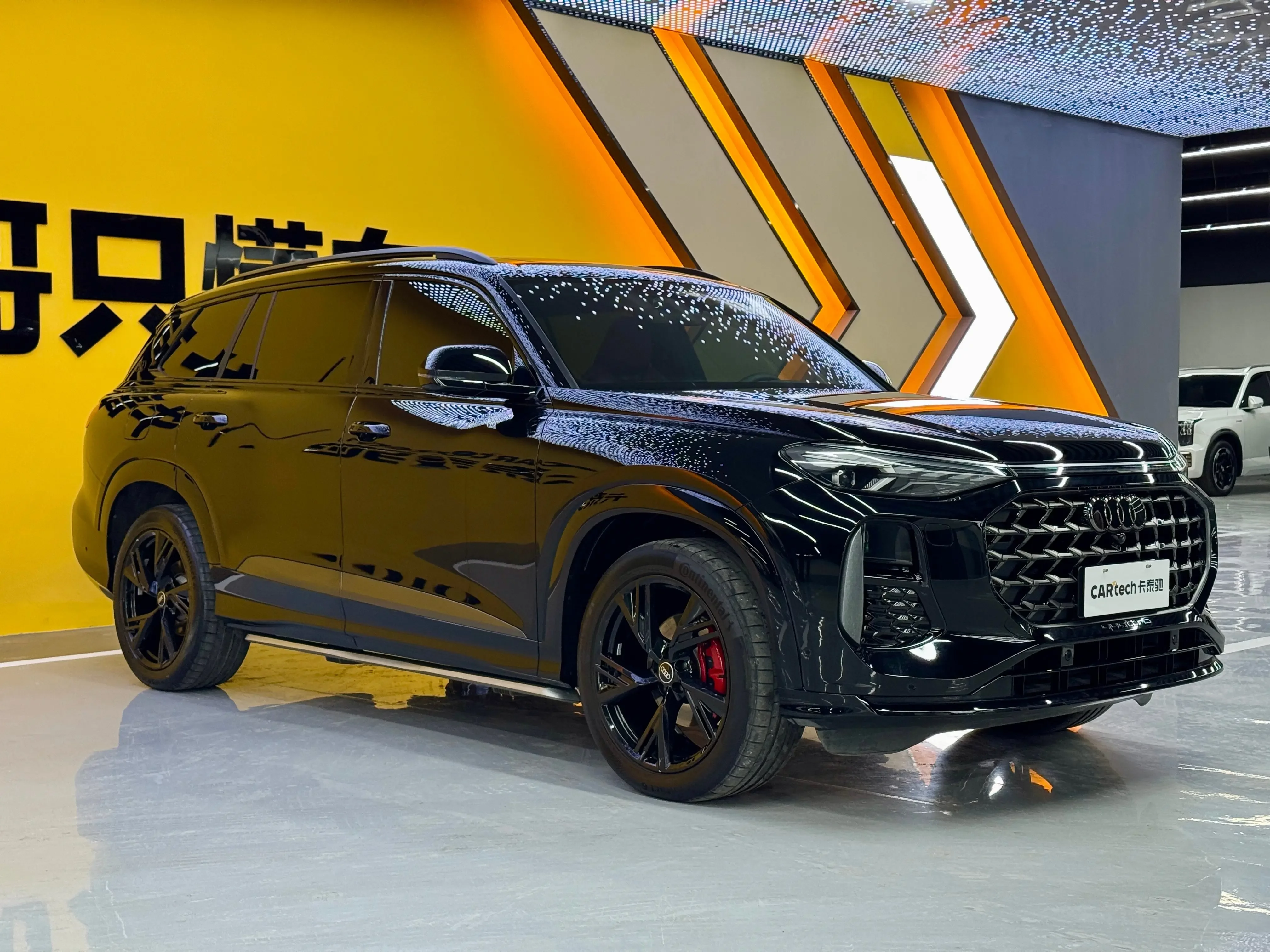 Audi Q6