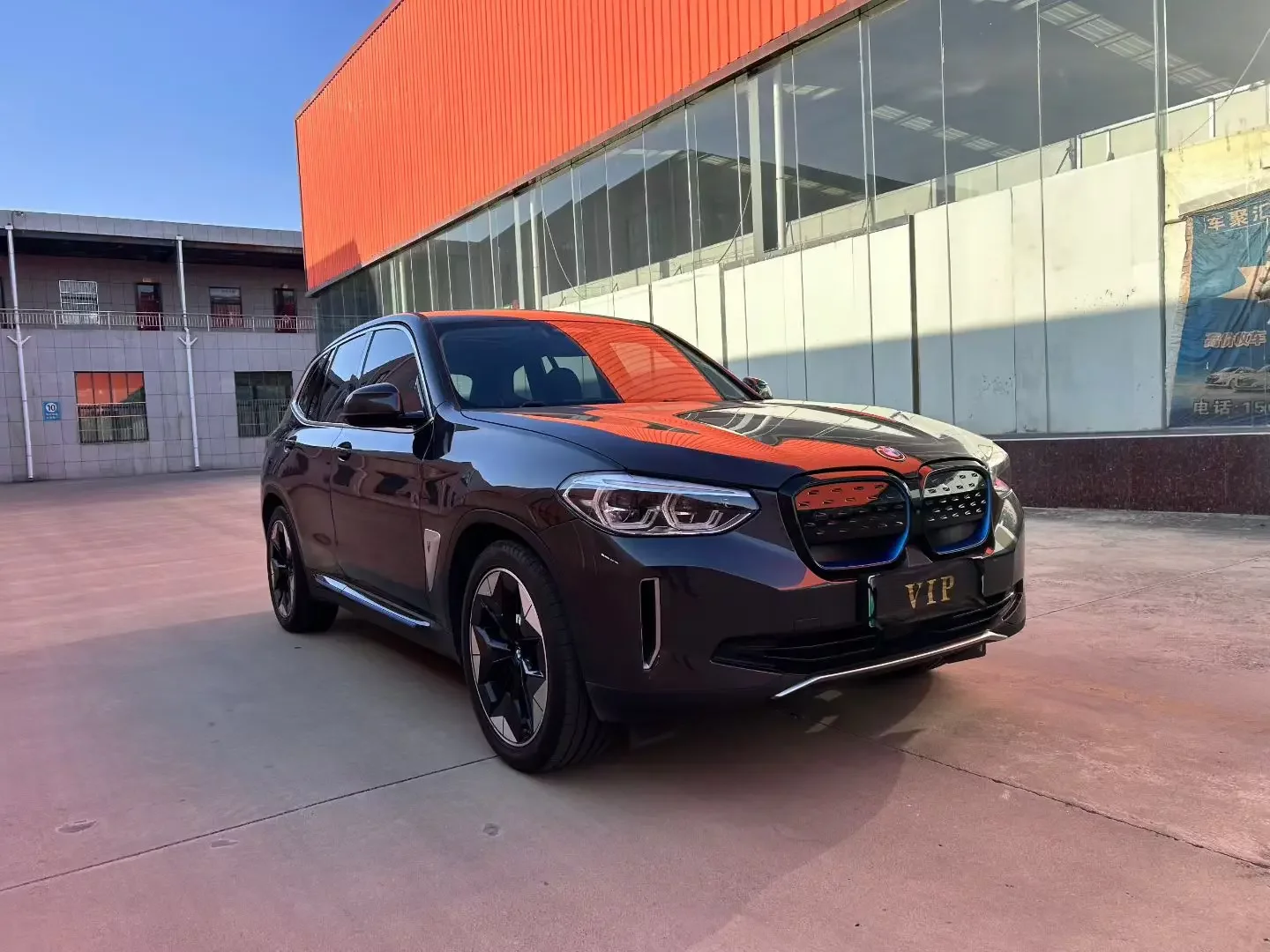 BMW iX3