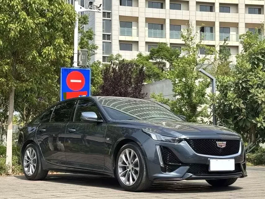 Cadillac CT5