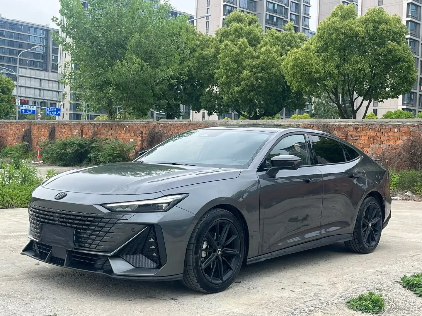 Changan UNI-V
