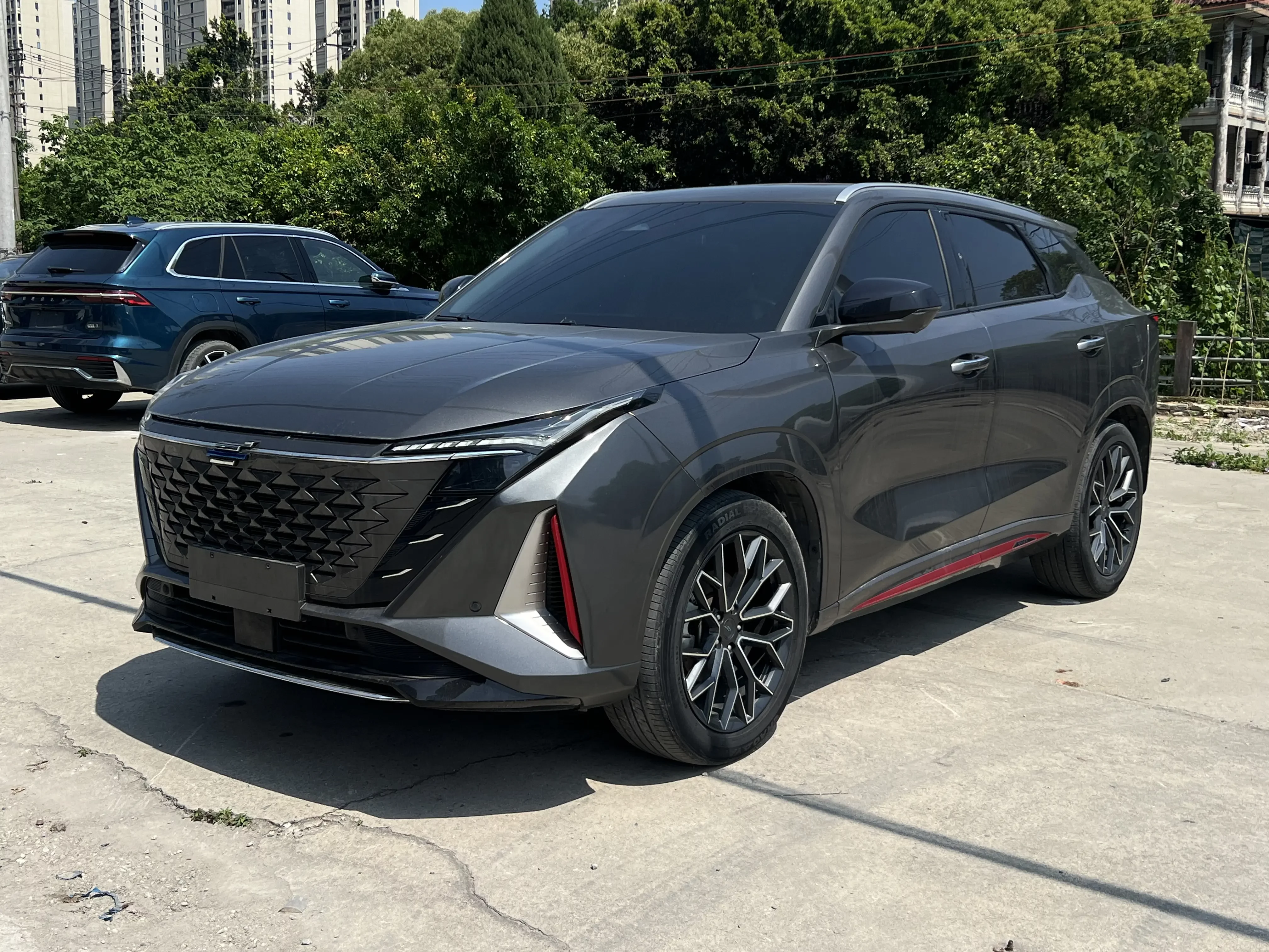 Oshan Changan Auchan Z6