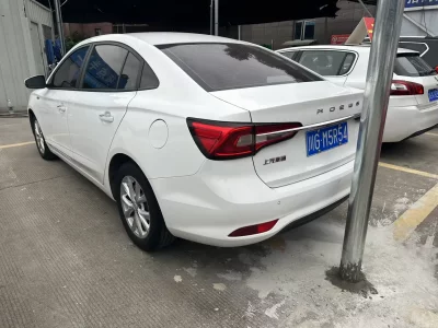 Roewe i5