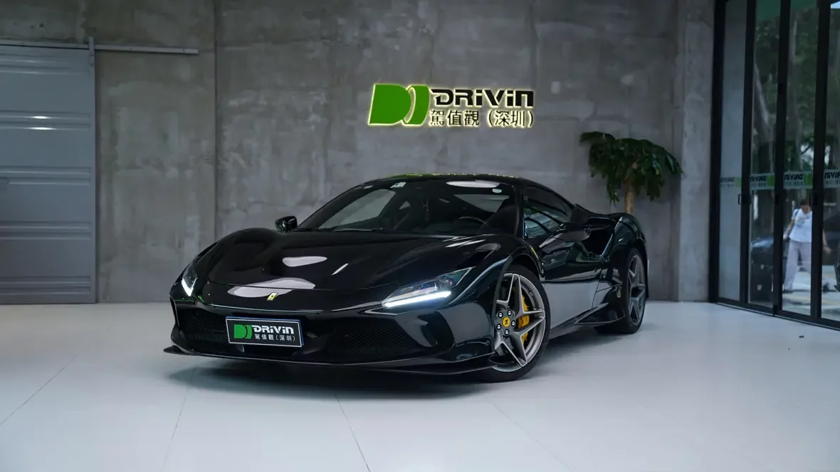 Ferrari F8