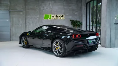 Ferrari F8