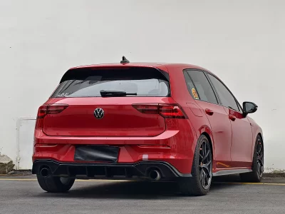 Volkswagen Golf GTI