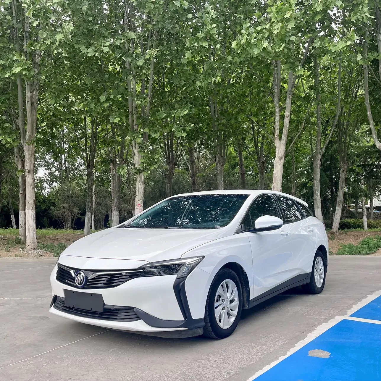 Buick Weilan 6 PHEV