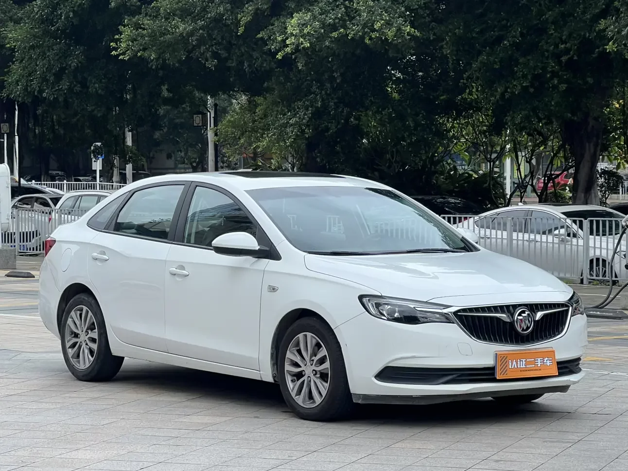 Buick Yinglang