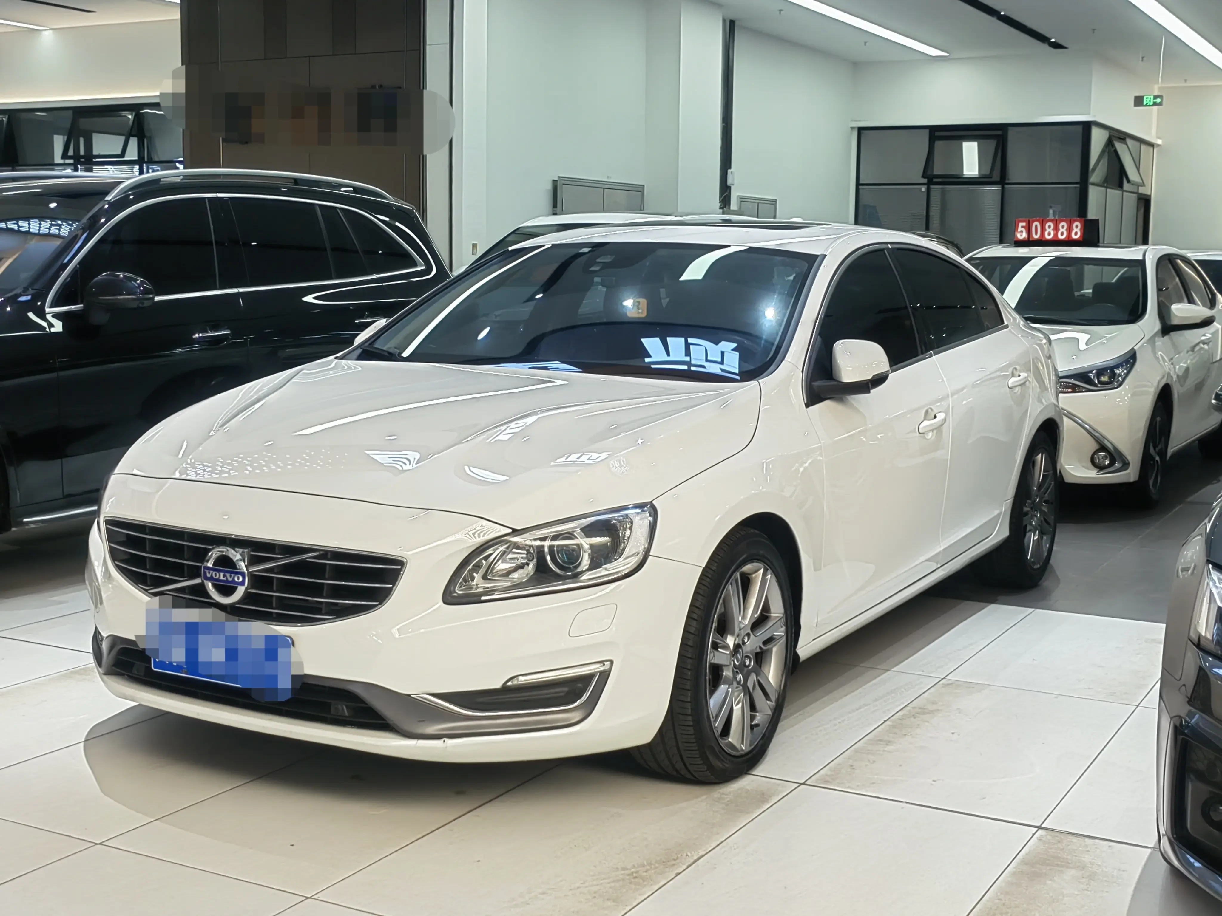 Volvo S60