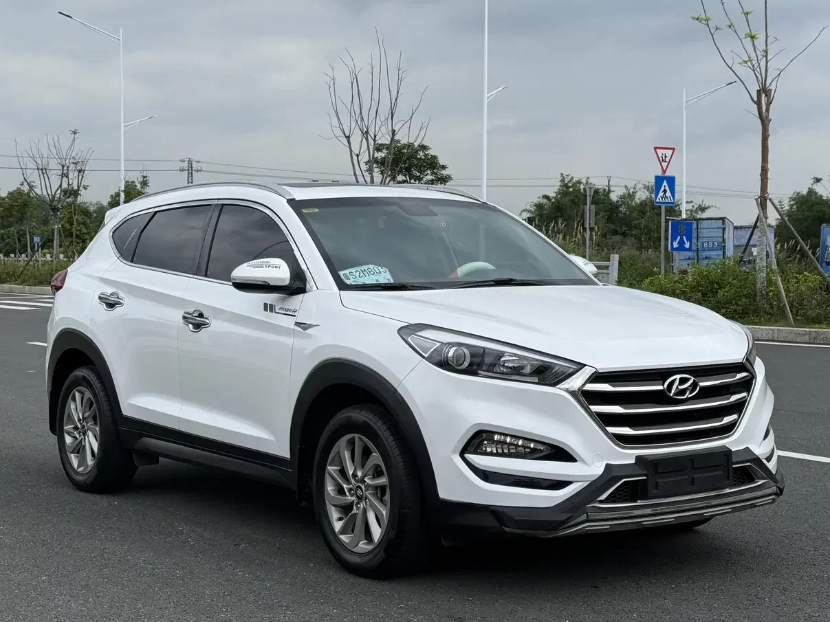 Hyundai Tucson L (Tucson)
