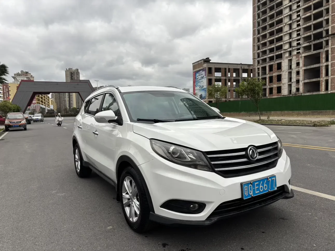 Dongfeng Fengon 580