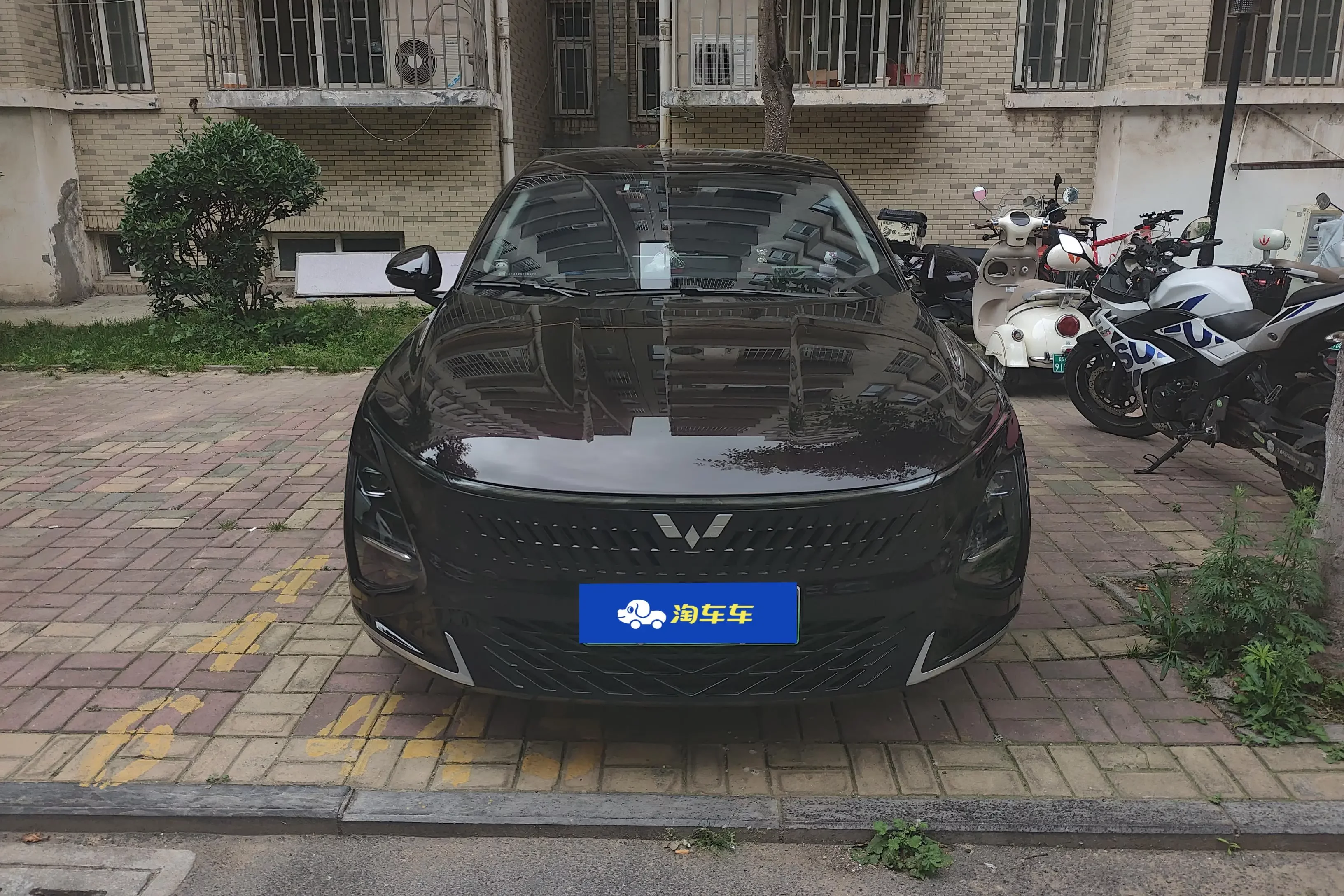 Wuling Starlight PHEV