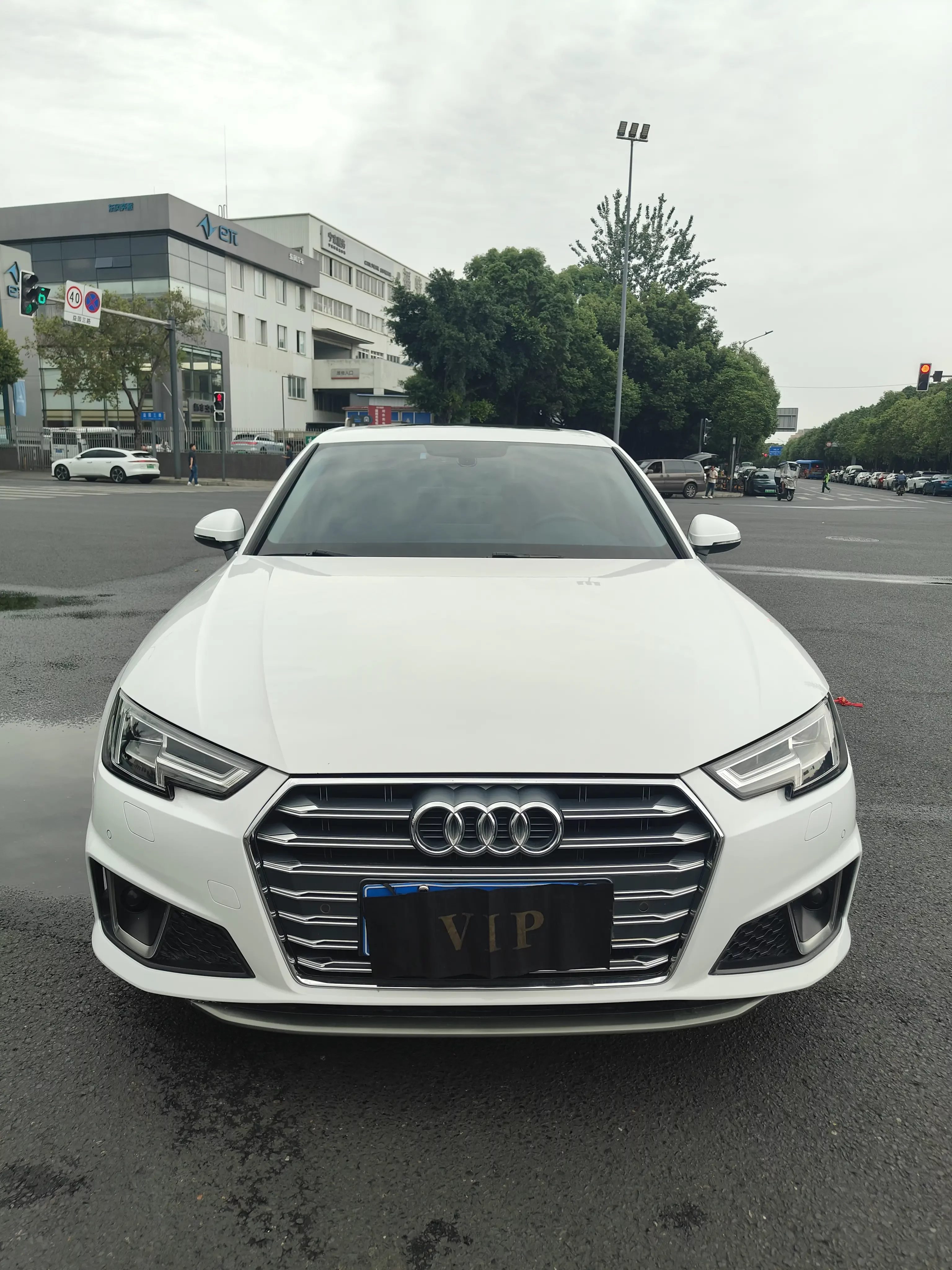 Audi A4L